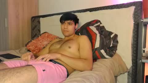 Snapshot of angrydeimos chatting on February 21, 3:45 am Deimos online show from February 21, 3:45 am