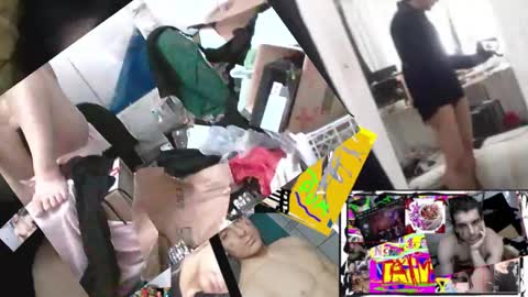 Snapshot of animebruxaschocolates chatting on February 10, 6:31 am Resident Evil online show from February 10, 6:31 am