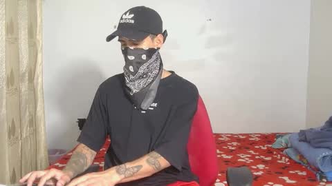 Anonymous online show from November 27, 6:39 am