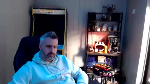 anonymousblokeuk online show from September 18, 8:38 am