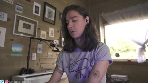 Antinoo Gnothi online show from March 6, 1:03 pm