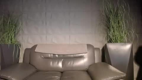 HI My name is Antonio online show from December 21, 7:49 pm