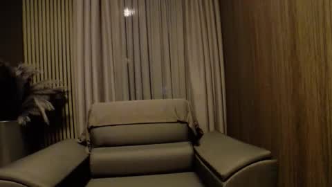 HI My name is Antonio online show from May 12, 6:49 pm