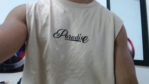 Instagram miguelangel1802  online show from April 1, 6:48 am