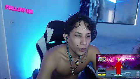 AnuarDHM online show from November 26, 4:32 pm