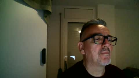 Snapshot of apixaba chatting on October 12, 8:14 pm furry bear online show from October 12, 8:14 pm