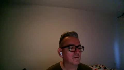 Snapshot of apixaba chatting on January 6, 4:34 pm furry bear online show from January 6, 4:34 pm