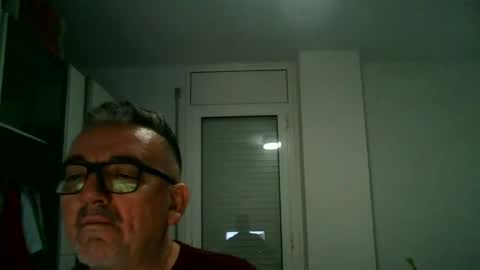 Snapshot of apixaba chatting on November 1, 1:31 am furry bear online show from November 1, 1:31 am