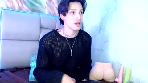 Apolo online show from February 21, 4:48 pm