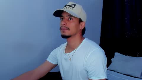 TONY INDEPENDENT MODEL online show from January 12, 3:03 pm