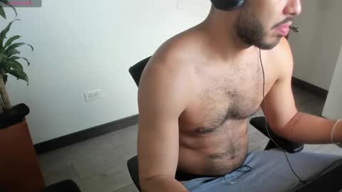 T. online show from December 3, 12:38 pm