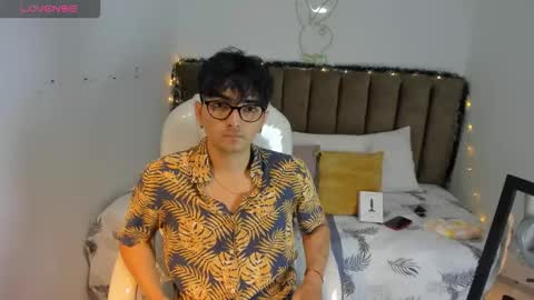 Archie online show from December 22, 7:33 pm