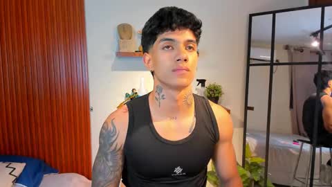 Snapshot of aress444 chatting on September 16, 2:01 am aress444 online show from September 16, 2:01 am