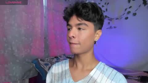 ariel_adan online show from February 17, 6:40 pm