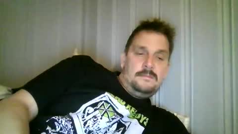 ariparikrigsmann online show from December 22, 9:34 pm