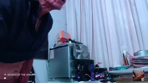 Snapshot of armaduradeacero chatting on September 15, 9:32 am armaduradeacero online show from September 15, 9:32 am