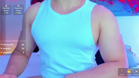 Snapshot of arminjones1 chatting on January 19, 10:39 am   online show from January 19, 10:39 am