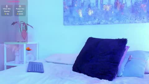   online show from December 2, 9:12 am