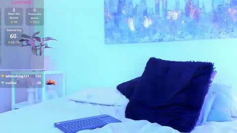 Snapshot of arminjones1 chatting on October 2, 10:08 am   online show from October 2, 10:08 am