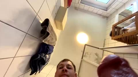 Snapshot of armyskater32 chatting on October 11, 8:51 am armyskater32 online show from October 11, 8:51 am