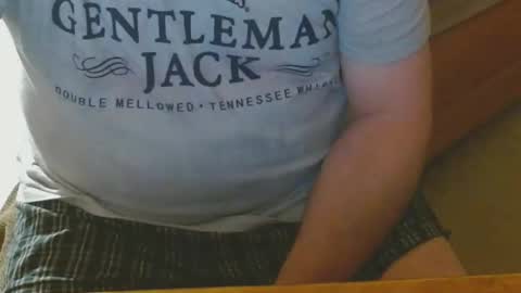 Arnie  online show from December 8, 10:52 am