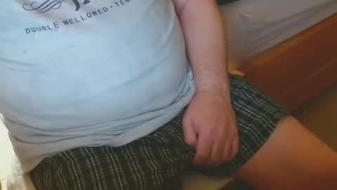 Arnie  online show from December 3, 10:26 am