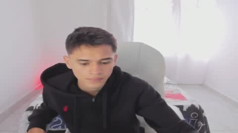 Aaron online show from September 20, 7:58 pm