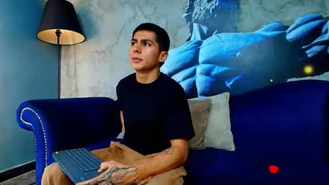 aron_pulse online show from January 13, 1:48 pm