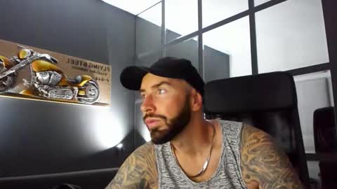 AronGrant online show from November 7, 10:29 am