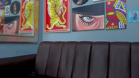 Arontawers online show from March 24, 7:18 pm