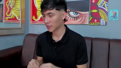 Arontawers online show from March 20, 7:40 pm