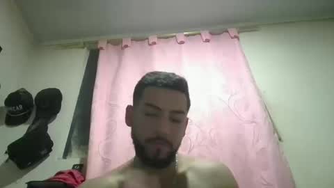 Snapshot of arthur1718 chatting on October 18, 3:11 am arthur1718 online show from October 18, 3:11 am