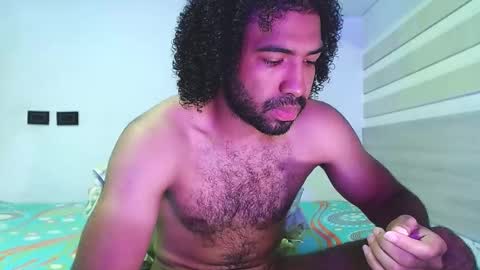 arthur_jamess online show from November 8, 10:35 pm