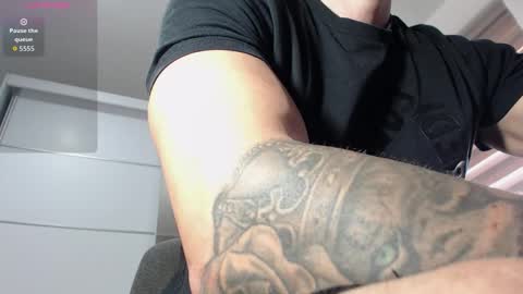 AryanAian1 online show from October 18, 11:37 am