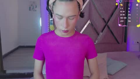 Ash Femboy online show from December 15, 9:23 pm