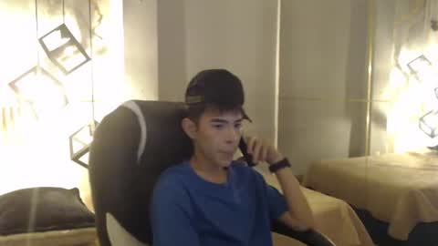 ash_kai online show from July 2, 8:04 pm