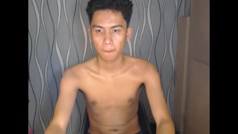 asian_ainsley69 online show from September 12, 9:53 am