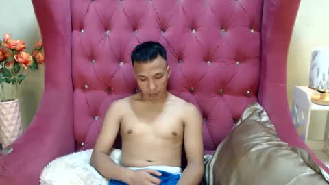 Snapshot of asian_cum_josh chatting on March 12, 2:41 am asian_cum_josh online show from March 12, 2:41 am