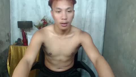 Snapshot of asian_cum_josh chatting on October 21, 4:04 am asian_cum_josh online show from October 21, 4:04 am