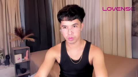 asiancum_peter online show from June 16, 1:41 am