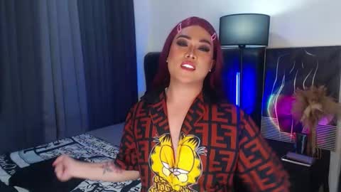 kylie online show from October 25, 10:00 pm