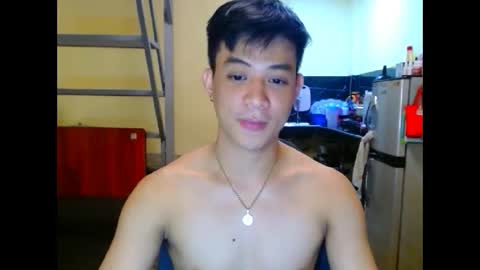 asiandreamboyx online show from November 10, 12:43 pm