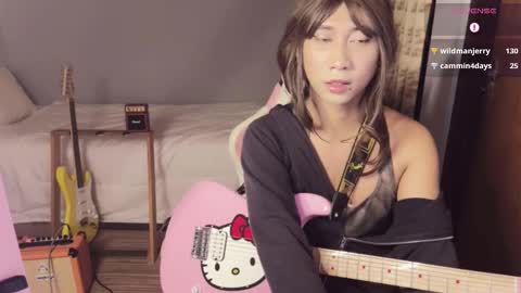 Snapshot of asianfemboycd chatting on February 27, 4:53 pm Emi online show from February 27, 4:53 pm