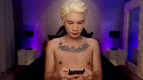 AsherMiller online show from June 22, 11:04 am