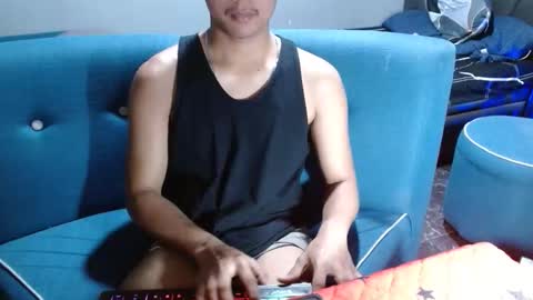 Edrian online show from February 12, 1:11 am