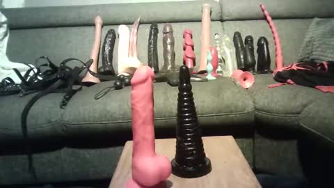 sissyslut online show from February 28, 10:17 pm