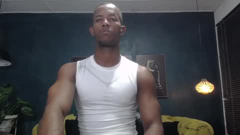 Snapshot of athleticbig_cock chatting on February 27, 1:57 am ATHLETIC  COCK online show from February 27, 1:57 am