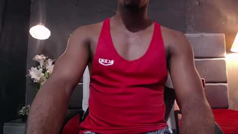 Snapshot of athleticbig_cock chatting on October 12, 2:38 am ATHLETIC  COCK online show from October 12, 2:38 am