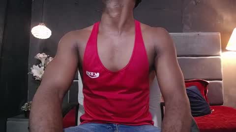 Snapshot of athleticbig_cock chatting on October 14, 1:23 am ATHLETIC  COCK online show from October 14, 1:23 am
