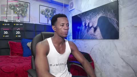 Snapshot of athleticbig_cock chatting on February 2, 2:17 am ATHLETIC  COCK online show from February 2, 2:17 am